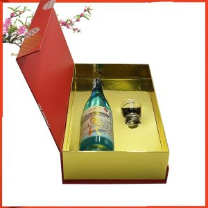 hộp quà rượu saek vẩy vàng